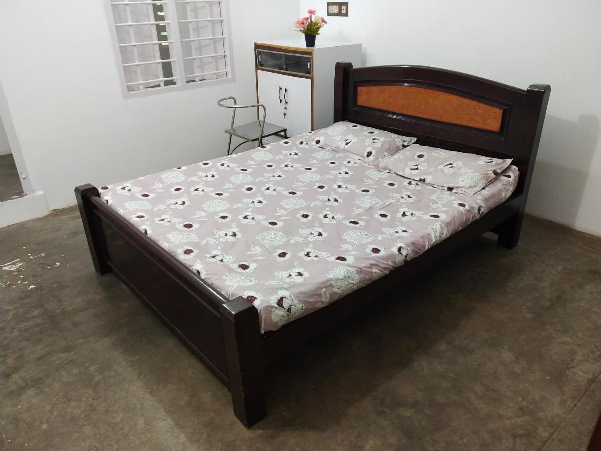 Mayurapriya Inn Chennai Dış mekan fotoğraf